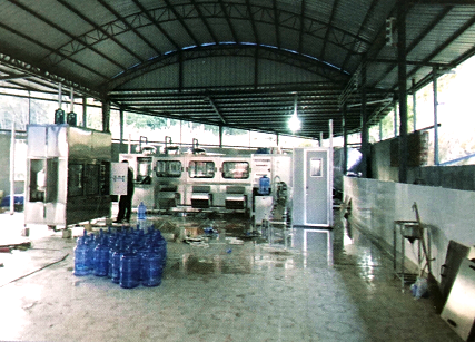 安装中的桶装设备